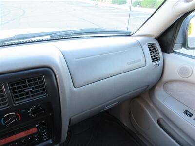 2001 Toyota Tacoma V6 Double Cab   - Photo 44 - Bohemia, NY 11716