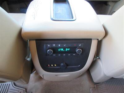 2012 GMC Yukon XL Denali - Photo 48 - Bohemia, NY 11716
