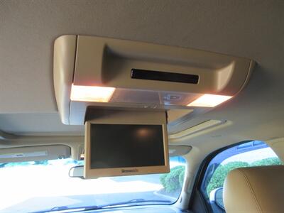 2012 GMC Yukon XL Denali - Photo 44 - Bohemia, NY 11716