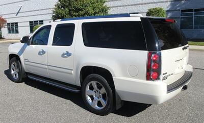 2012 GMC Yukon XL Denali - Photo 7 - Bohemia, NY 11716