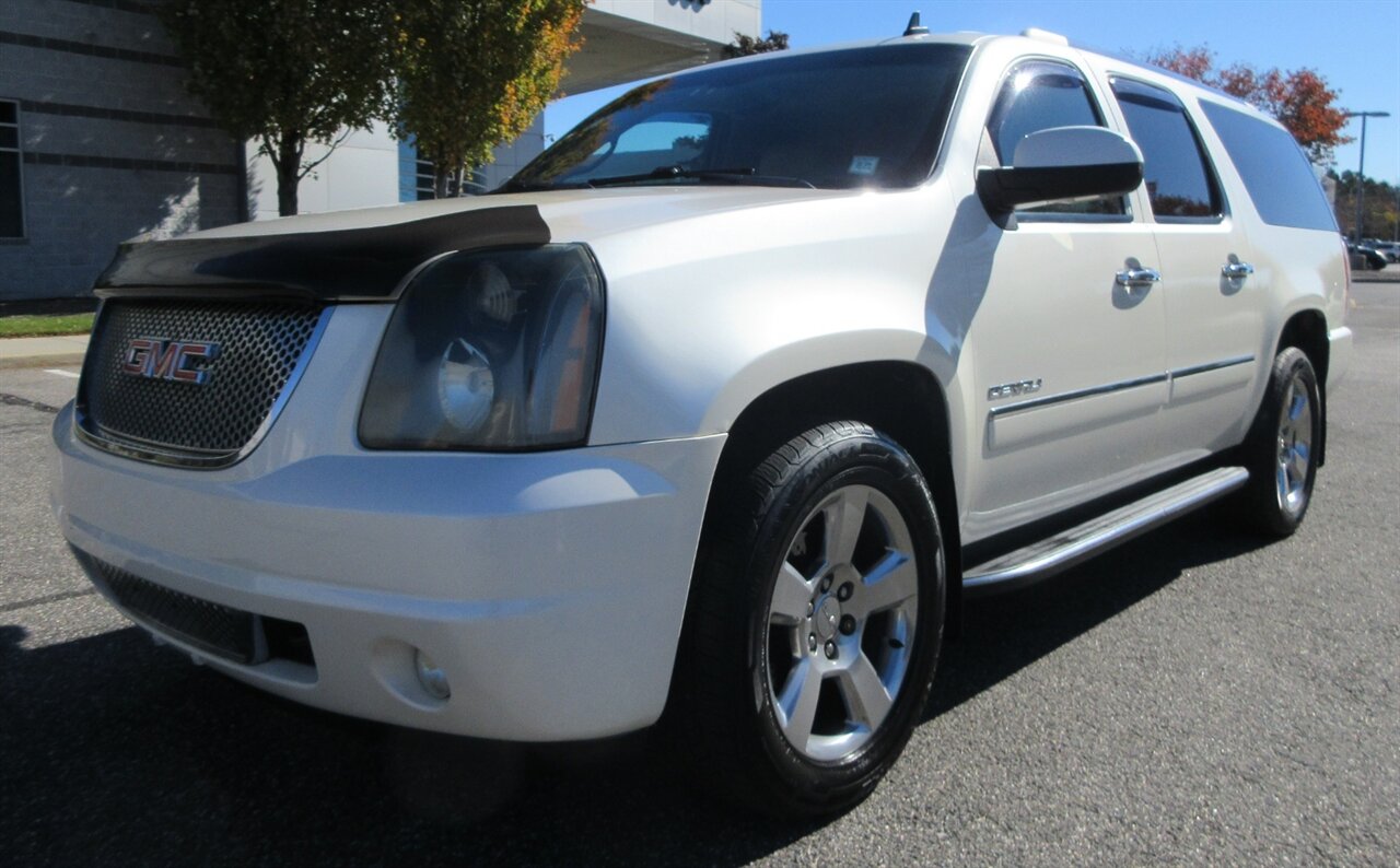 2012 GMC Yukon XL Denali   - Photo 1 - Bohemia, NY 11716