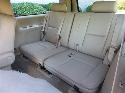 2012 GMC Yukon XL Denali - Photo 52 - Bohemia, NY 11716