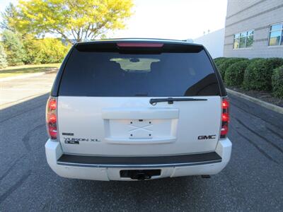2012 GMC Yukon XL Denali - Photo 16 - Bohemia, NY 11716