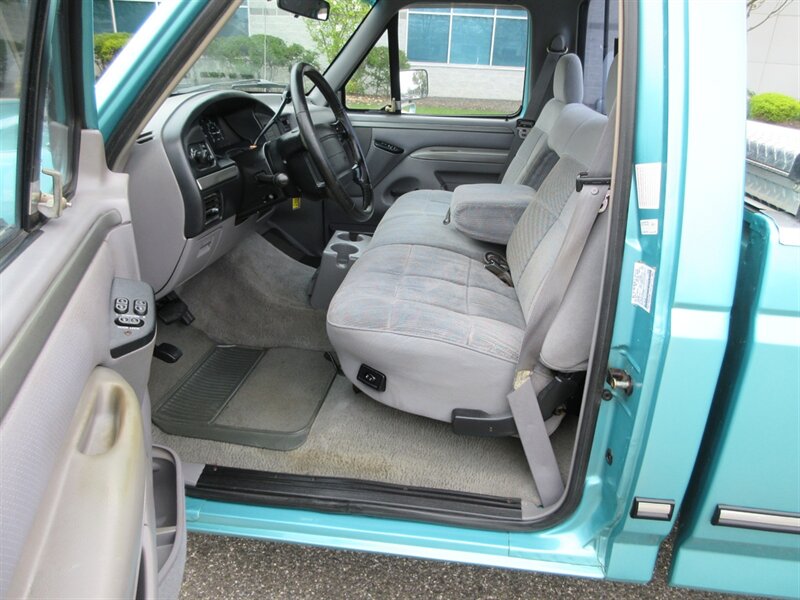 1995 Ford F-150 XLT   - Photo 43 - Bohemia, NY 11716