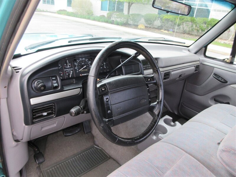 1995 Ford F-150 XLT   - Photo 40 - Bohemia, NY 11716