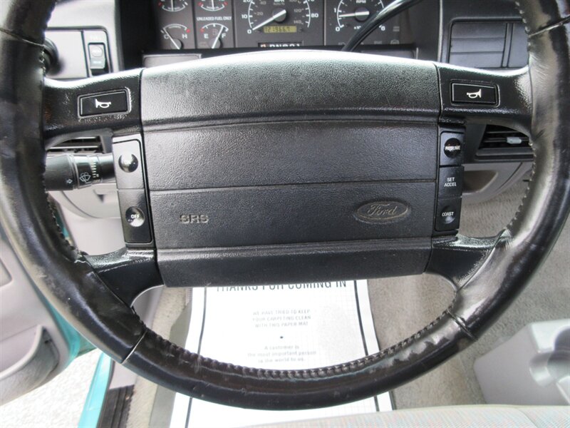 1995 Ford F-150 XLT   - Photo 41 - Bohemia, NY 11716