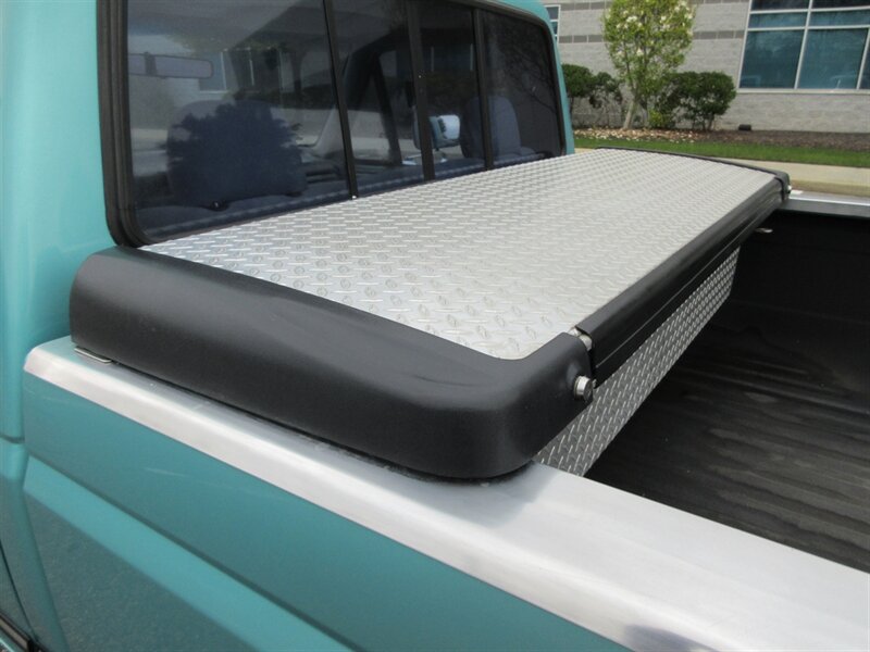 1995 Ford F-150 XLT   - Photo 27 - Bohemia, NY 11716