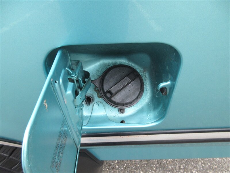 1995 Ford F-150 XLT   - Photo 35 - Bohemia, NY 11716