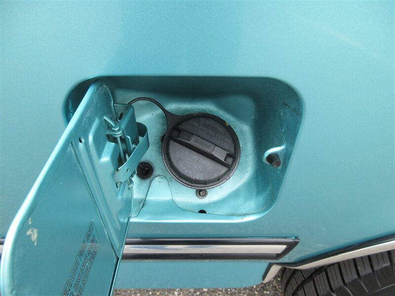 1995 Ford F-150 XLT   - Photo 34 - Bohemia, NY 11716