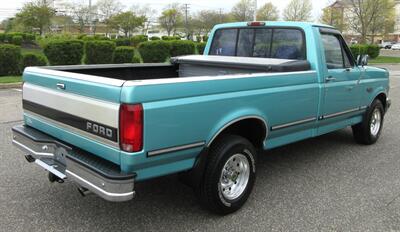 1995 Ford F-150 XLT - Photo 8 - Bohemia, NY 11716
