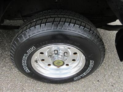 1995 Ford F-150 XLT - Photo 61 - Bohemia, NY 11716