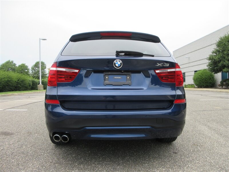 2016 BMW X3 xDrive28i   - Photo 12 - Bohemia, NY 11716