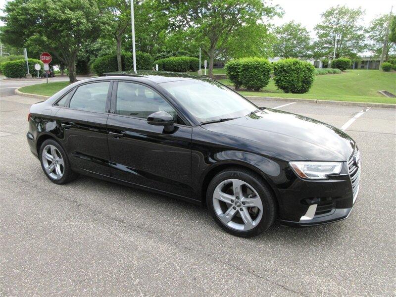2017 Audi A3 2.0T quattro Premium   - Photo 6 - Bohemia, NY 11716