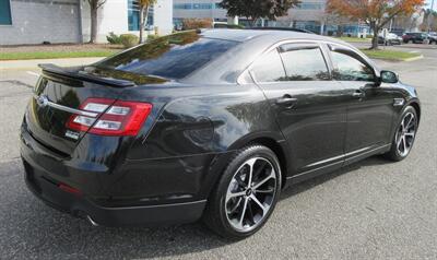 2014 Ford Taurus SHO   - Photo 8 - Bohemia, NY 11716
