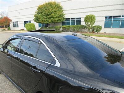 2014 Ford Taurus SHO   - Photo 17 - Bohemia, NY 11716