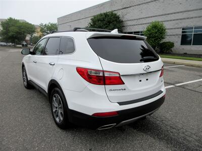 2013 Hyundai Santa Fe GLS   - Photo 9 - Bohemia, NY 11716
