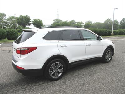 2013 Hyundai Santa Fe GLS   - Photo 12 - Bohemia, NY 11716