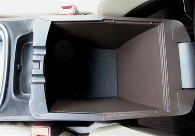 2013 Hyundai Santa Fe GLS   - Photo 39 - Bohemia, NY 11716