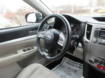 2013 Subaru Outback 2.5i Premium - Photo 30 - Bohemia, NY 11716