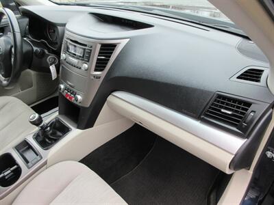 2013 Subaru Outback 2.5i Premium - Photo 50 - Bohemia, NY 11716