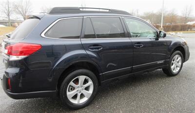 2013 Subaru Outback 2.5i Premium - Photo 22 - Bohemia, NY 11716