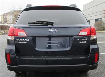 2013 Subaru Outback 2.5i Premium - Photo 16 - Bohemia, NY 11716