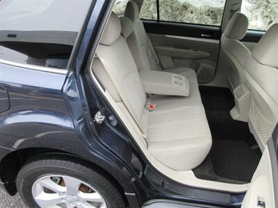 2013 Subaru Outback 2.5i Premium - Photo 46 - Bohemia, NY 11716