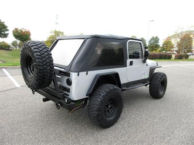 2005 Jeep Wrangler Unlimited   - Photo 4 - Bohemia, NY 11716