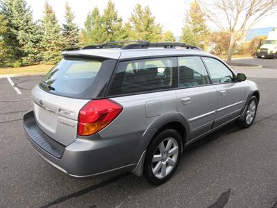 2007 Subaru Outback 2.5i Limited   - Photo 22 - Bohemia, NY 11716