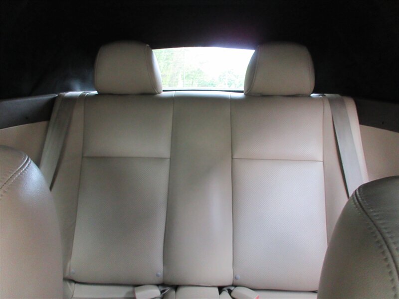 2006 Toyota Camry Solara SLE V6 - Photo 36 - Bohemia, NY 11716