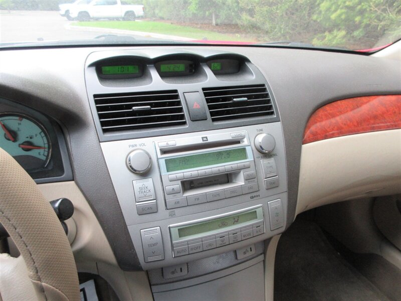 2006 Toyota Camry Solara SLE V6 - Photo 29 - Bohemia, NY 11716