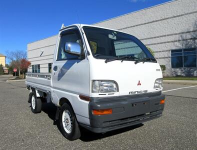 1998 Mitsubishi Minicab V-U42T VX Special Edition  4WD - Photo 2 - Bohemia, NY 11716