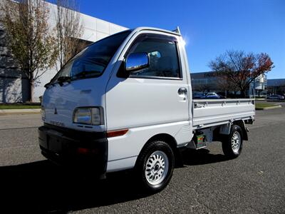 1998 Mitsubishi Minicab V-U42T VX Special Edition  4WD - Photo 1 - Bohemia, NY 11716