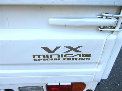 1998 Mitsubishi Minicab V-U42T VX Special Edition  4WD - Photo 32 - Bohemia, NY 11716