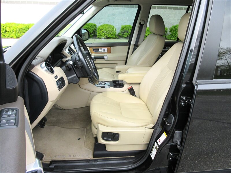2016 Land Rover LR4 HSE   - Photo 26 - Bohemia, NY 11716