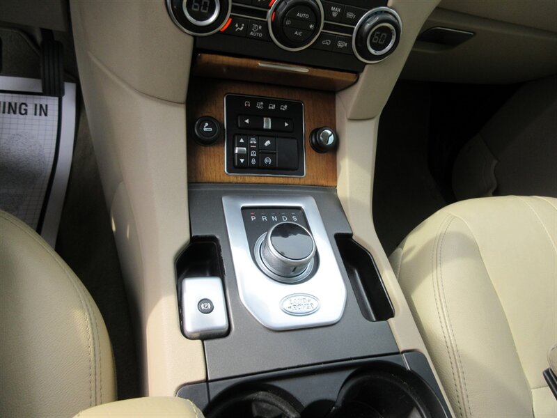 2016 Land Rover LR4 HSE   - Photo 31 - Bohemia, NY 11716