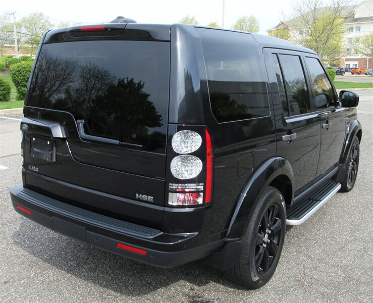 2016 Land Rover LR4 HSE   - Photo 4 - Bohemia, NY 11716