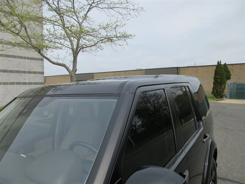 2016 Land Rover LR4 HSE   - Photo 18 - Bohemia, NY 11716