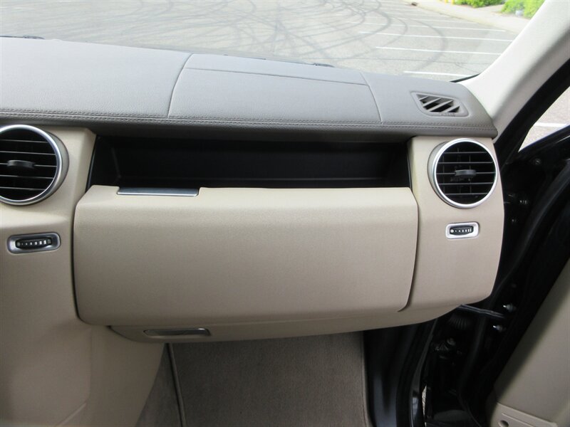 2016 Land Rover LR4 HSE   - Photo 52 - Bohemia, NY 11716