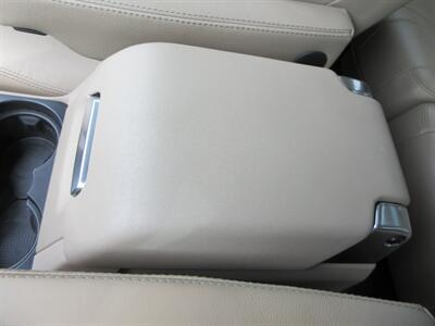 2016 Land Rover LR4 HSE   - Photo 28 - Bohemia, NY 11716