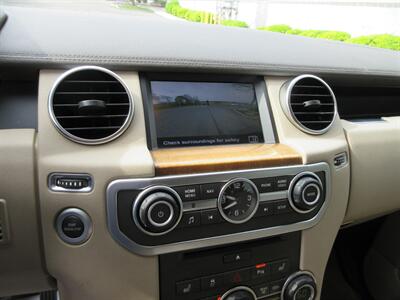 2016 Land Rover LR4 HSE   - Photo 33 - Bohemia, NY 11716