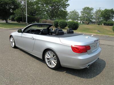 2011 BMW 335i  Convertible - Photo 3 - Bohemia, NY 11716