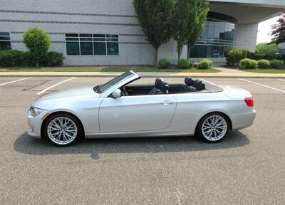 2011 BMW 335i  Convertible - Photo 17 - Bohemia, NY 11716