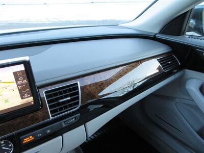 2011 Audi A8 L quattro   - Photo 37 - Bohemia, NY 11716