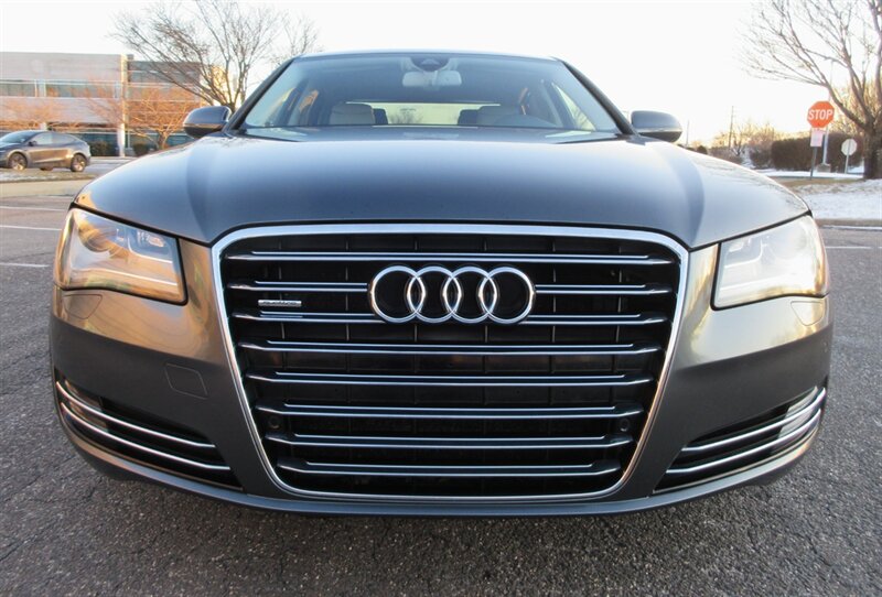 2011 Audi A8 L quattro   - Photo 15 - Bohemia, NY 11716