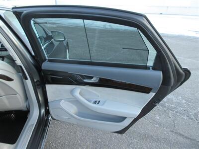2011 Audi A8 L quattro   - Photo 53 - Bohemia, NY 11716
