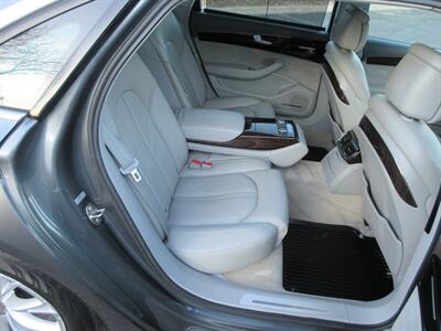 2011 Audi A8 L quattro   - Photo 52 - Bohemia, NY 11716