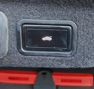 2011 Audi A8 L quattro   - Photo 60 - Bohemia, NY 11716