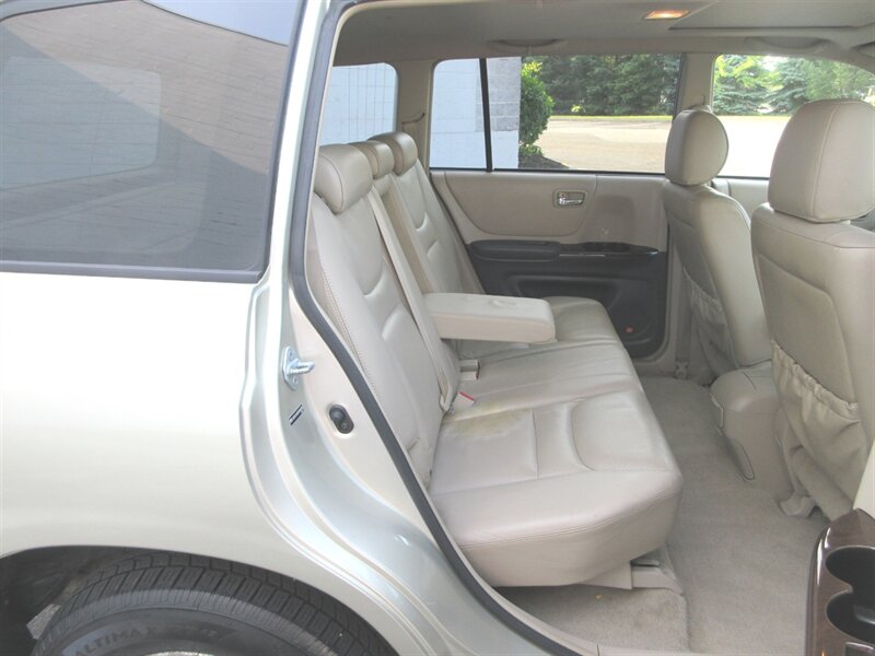 2003 Toyota Highlander Limited   - Photo 46 - Bohemia, NY 11716