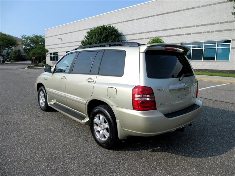 2003 Toyota Highlander Limited   - Photo 3 - Bohemia, NY 11716